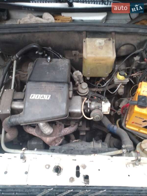 Хэтчбек Fiat Uno 1989 в 