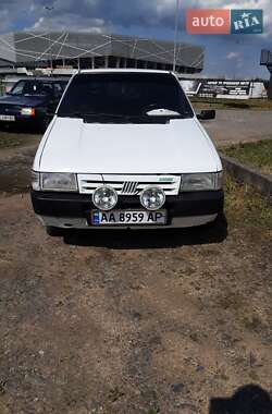 Хэтчбек Fiat Uno 1991 в Львове