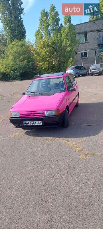 Хэтчбек Fiat Uno 1992 в Черноморске