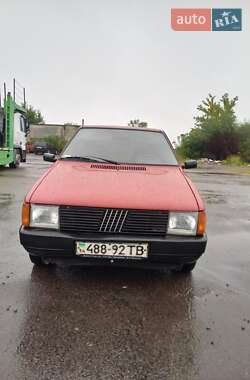 Хэтчбек Fiat Uno 1987 в Дрогобыче