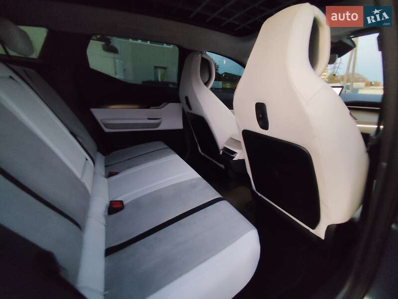 Внедорожник / Кроссовер Fisker Ocean 2023 в Киеве фото 47 Внедорожник / Кроссовер Fisker Ocean 2023 в Киеве