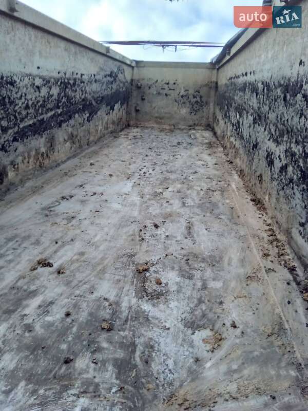 Самоскид напівпричіп Fliegl DHKA 2015 в Луцьку