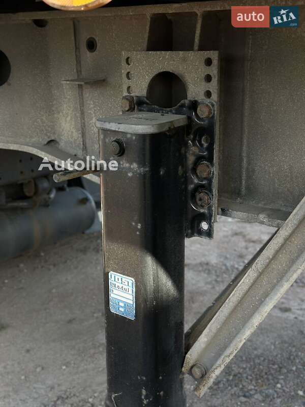 Контейнеровоз напівпричіп Fliegl SDS 400C 2007 в Києві фото 37 Контейнеровоз напівпричіп Fliegl SDS 400C 2007 в Києві