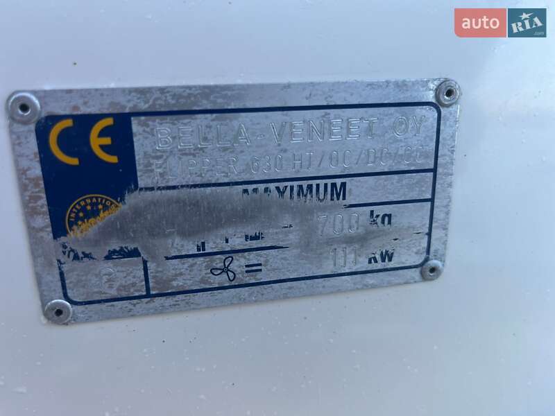 Моторная яхта Flipper 630 2007 в Киеве фото 3 Моторная яхта Flipper 630 2007 в Киеве