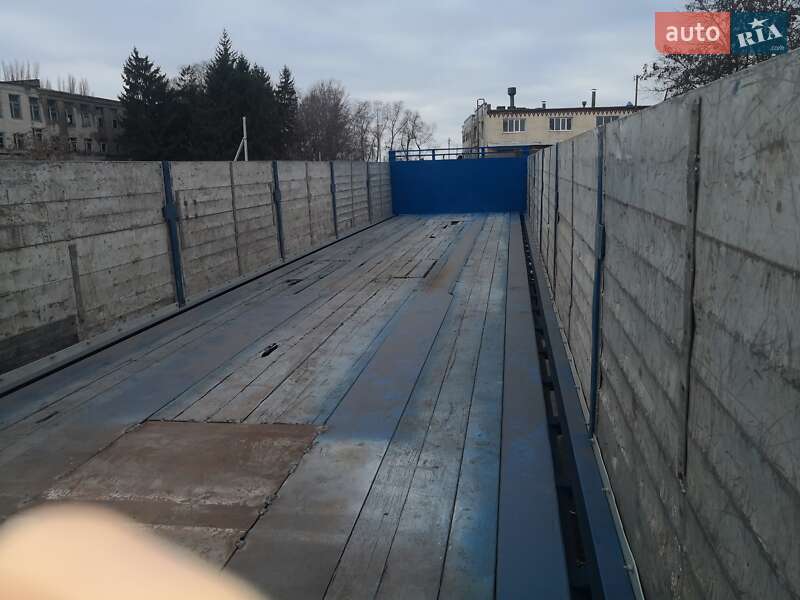 Бортовий напівпричіп Floor FLO 1987 в Нікополі