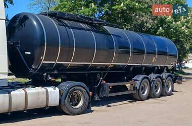 Цистерна полуприцеп Fluid AR R 2006 в 