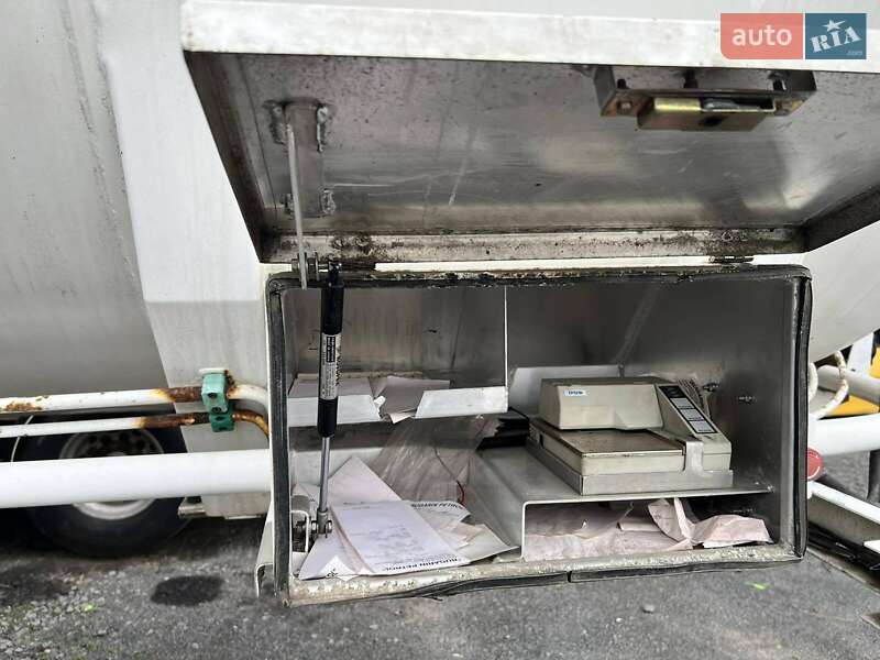 Цистерна полуприцеп Fluid CSP 2010 в Ужгороде фото 13 Цистерна полуприцеп Fluid CSP 2010 в Ужгороде