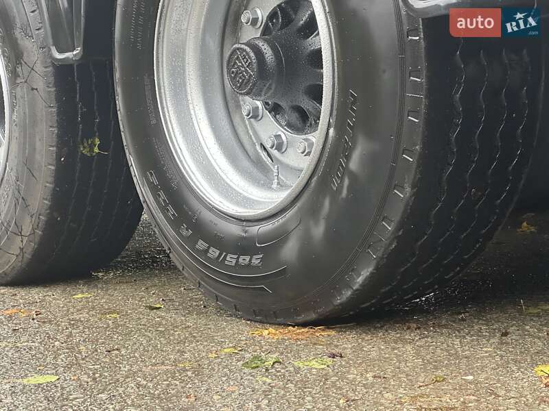 Цистерна полуприцеп Fluid CSP 1997 в Хусте