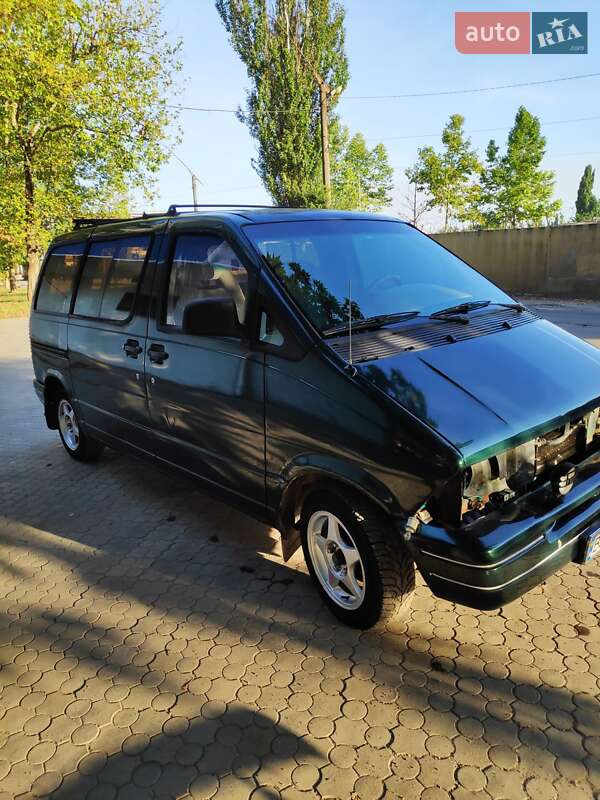 Минивэн Ford Aerostar 1993 в Ивано-Франковске