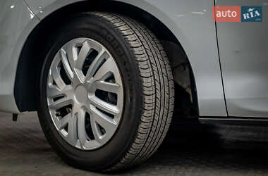 Мінівен Ford B-Max 2013 в 