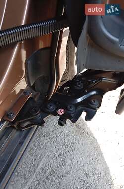 Микровэн Ford B-Max 2013 в Вольногорске