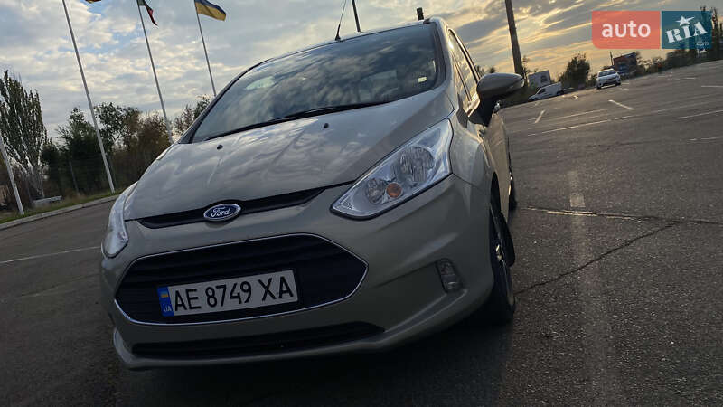 Мікровен Ford B-Max 2013 в 