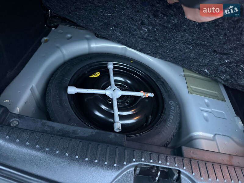 Мікровен Ford B-Max 2013 в Богородчанах