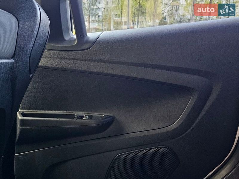 Микровэн Ford B-Max 2014 в Киеве