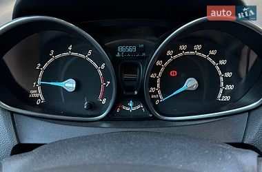 Микровэн Ford B-Max 2013 в Киеве