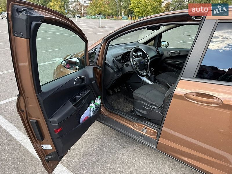 Микровэн Ford B-Max 2012 в Киеве