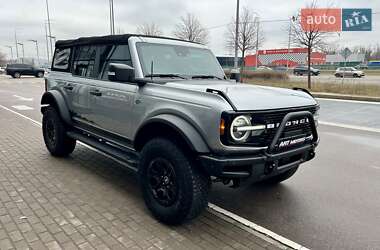 Позашляховик / Кросовер Ford Bronco 2022 в 