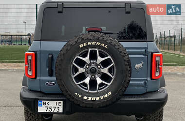 Позашляховик / Кросовер Ford Bronco 2022 в 