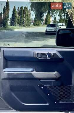 Позашляховик / Кросовер Ford Bronco 2023 в 