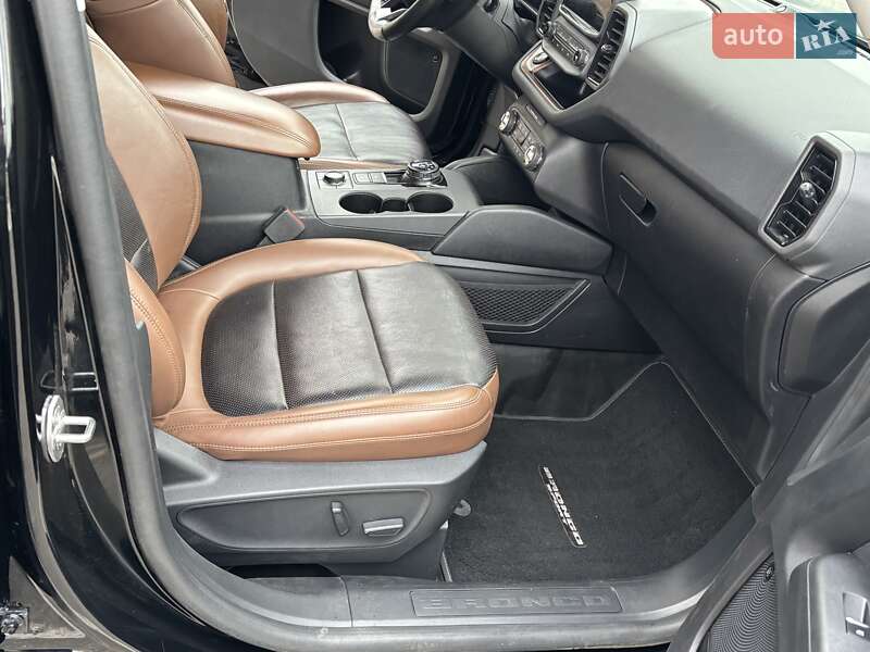 Позашляховик / Кросовер Ford Bronco 2021 в Києві фото 14 Позашляховик / Кросовер Ford Bronco 2021 в Києві