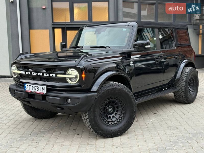 Ford Bronco 2021