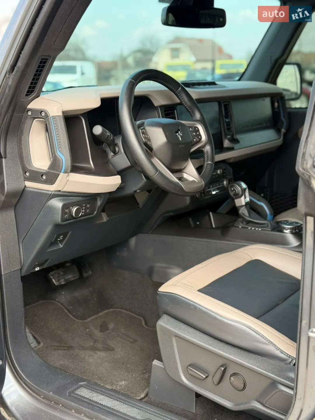 2022 Ford Bronco - мініатюра 18