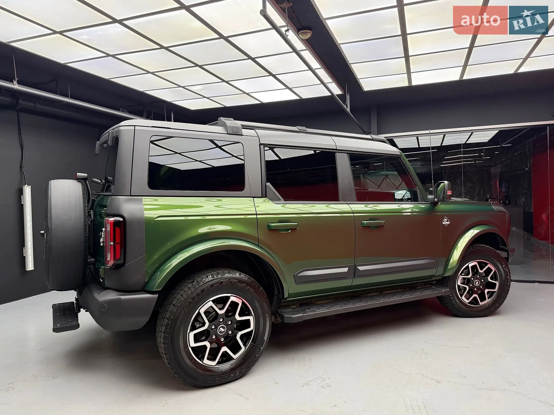 2022 Ford Bronco - мініатюра 14