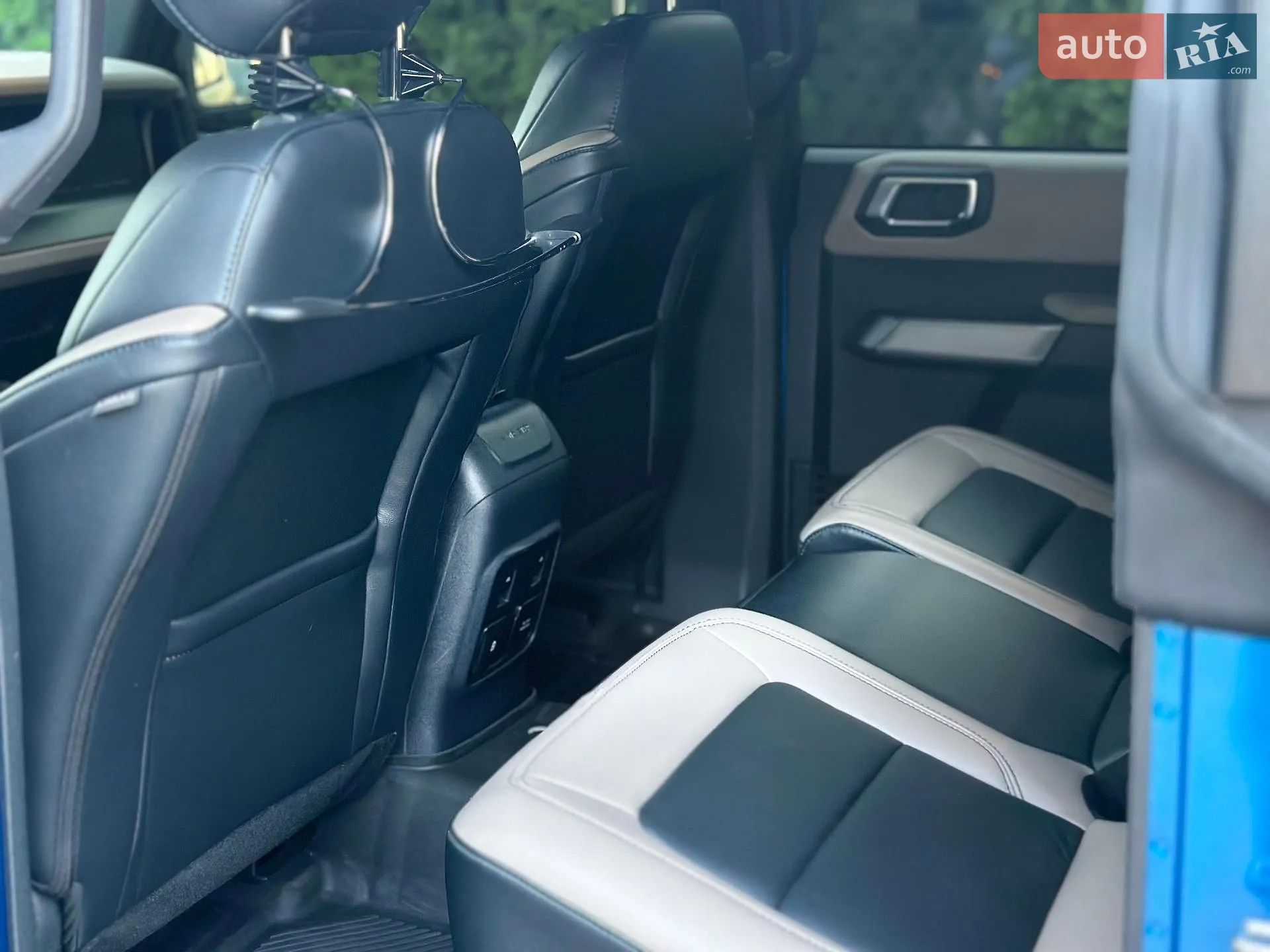 2022 Ford Bronco - мініатюра 19