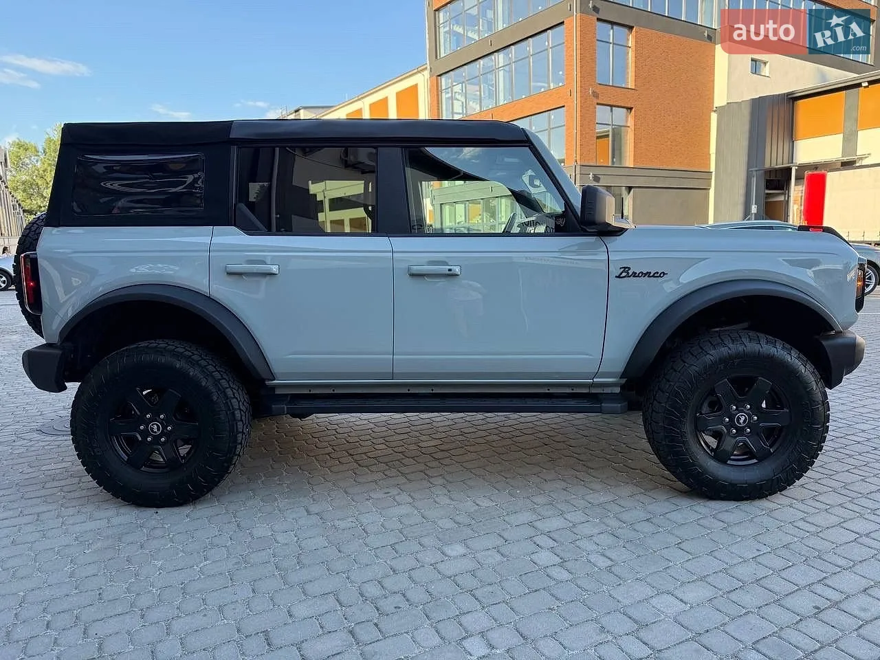 2024 Ford Bronco - мініатюра 13