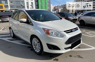 Седан Ford C-Max 2017 в 