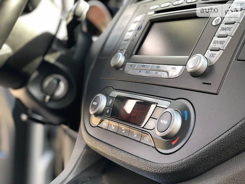 Універсал Ford C-Max 2009 в Коломиї