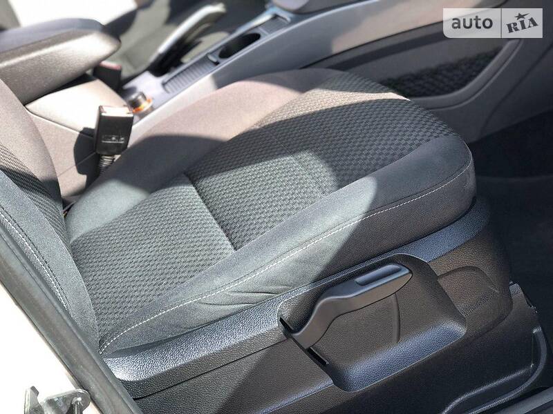 Універсал Ford C-Max 2009 в Коломиї