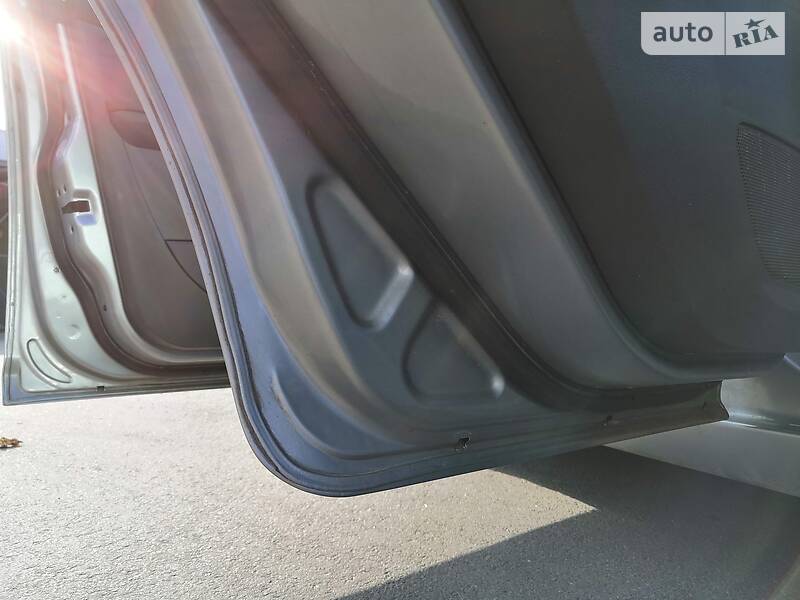 Мінівен Ford C-Max 2003 в Харкові фото 23 Мінівен Ford C-Max 2003 в Харкові