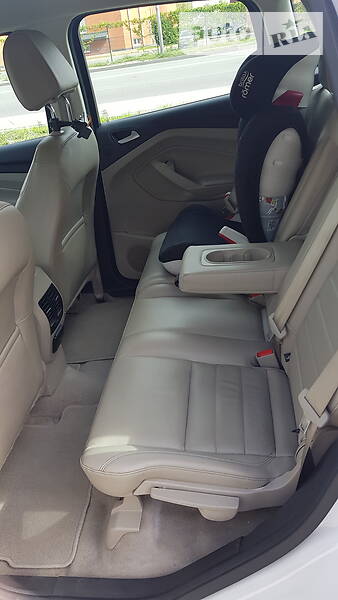 Хэтчбек Ford C-Max 2013 в Киеве