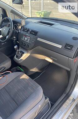 Хэтчбек Ford C-Max 2010 в 