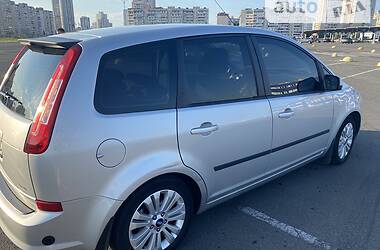 Хэтчбек Ford C-Max 2010 в 