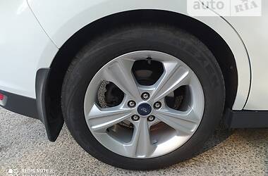 Минивэн Ford C-Max 2016 в 