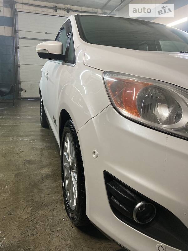 Мінівен Ford C-Max 2016 в Житомирі