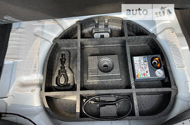 Минивэн Ford C-Max 2016 в 