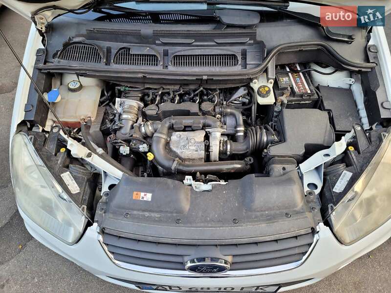 Минивэн Ford C-Max 2010 в Виннице