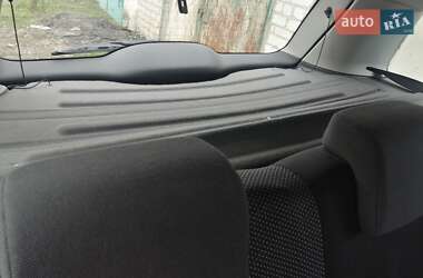 Мінівен Ford C-Max 2005 в 