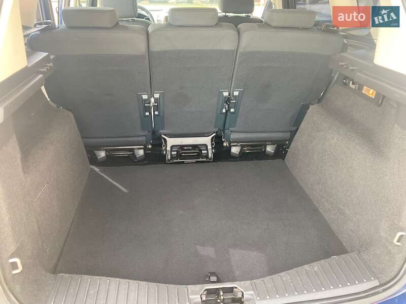 Микровэн Ford C-Max 2016 в Нововолынске фото 10 Микровэн Ford C-Max 2016 в Нововолынске