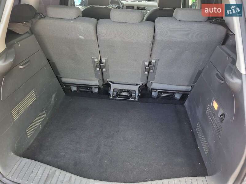 Минивэн Ford C-Max 2008 в Коростене