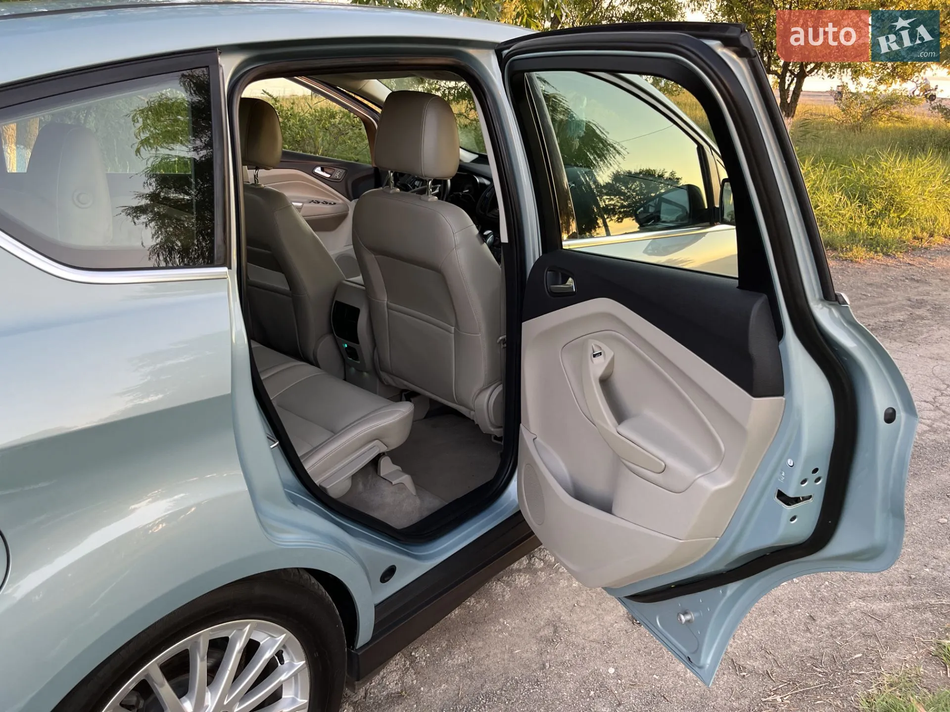 2013 Ford C-MAX - мініатюра 23