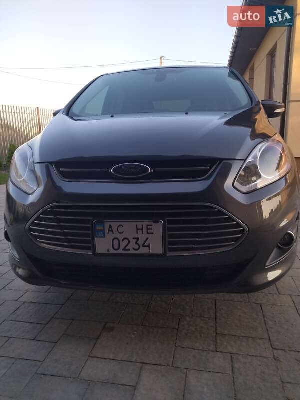 Минивэн Ford C-Max 2016 в Владимире