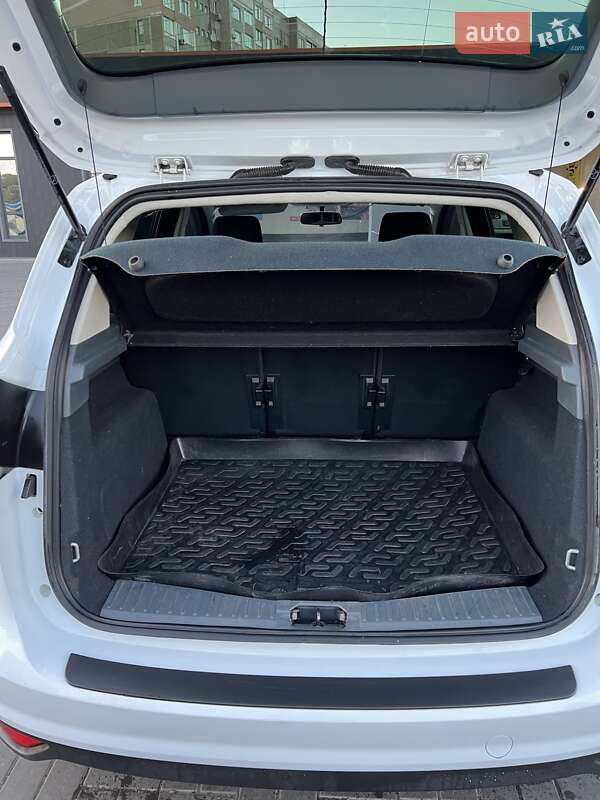 Минивэн Ford C-Max 2013 в Лозовой