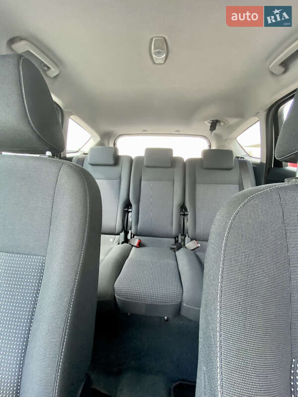 Минивэн Ford C-Max 2011 в Умани