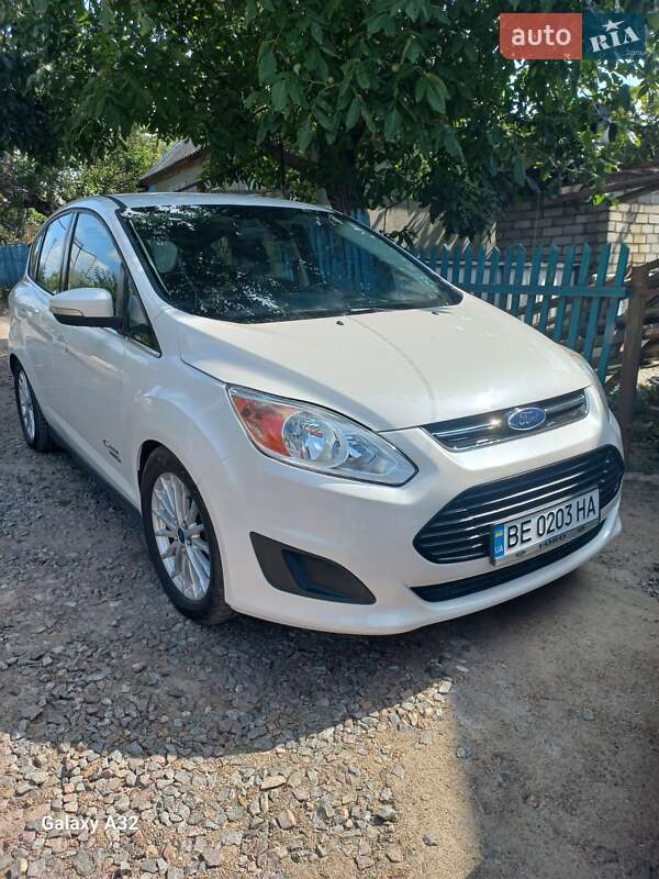 Минивэн Ford C-Max 2014 в Первомайске фото Минивэн Ford C-Max 2014 в Первомайске