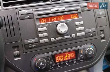Минивэн Ford C-Max 2010 в 