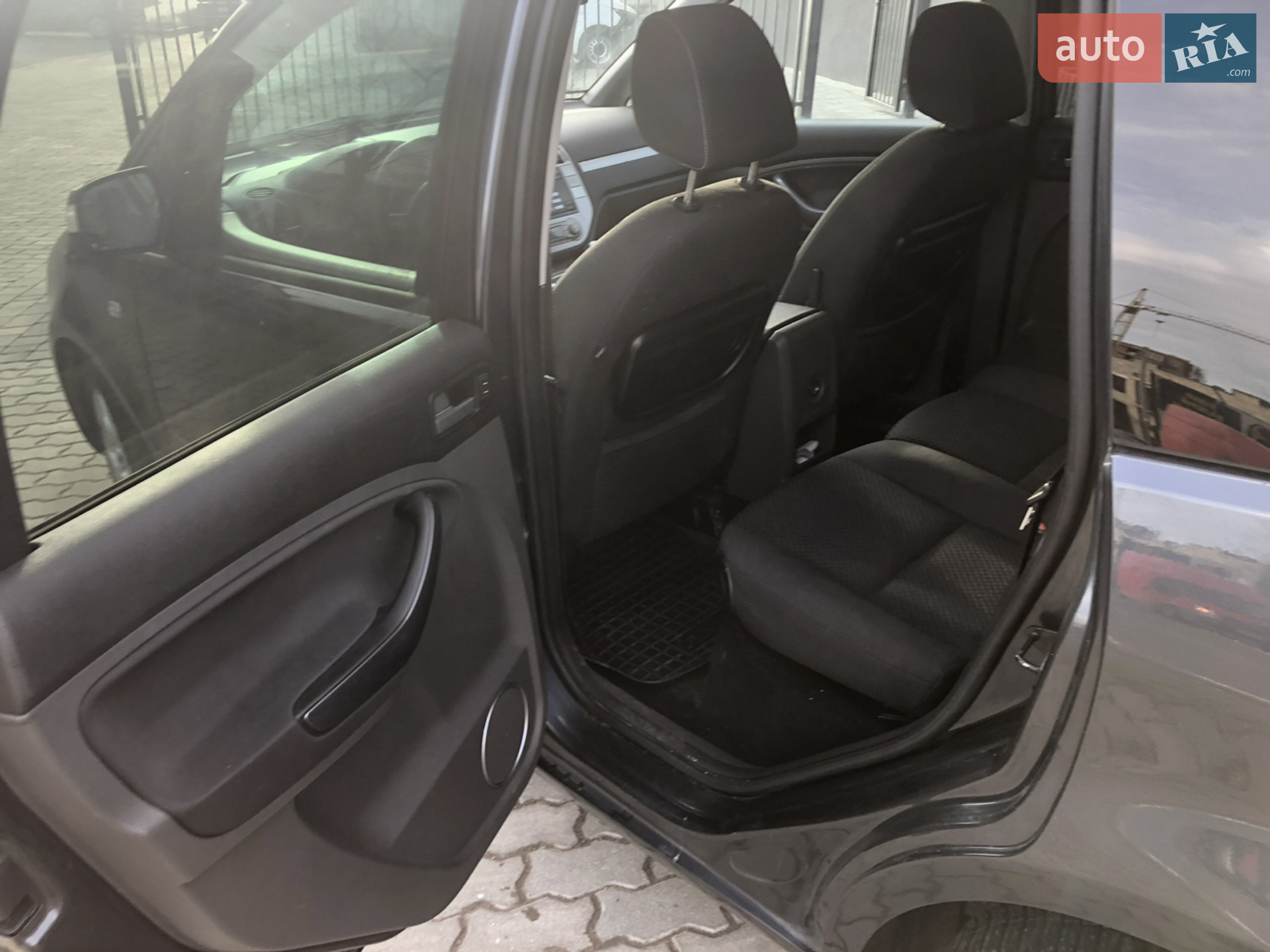 2010 Ford C-MAX - мініатюра 14
